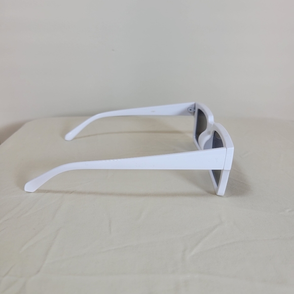 Rare ZeroUV White Retro Modern Square Flat Lens Flat Top Sunglasses C732 - Picture 4 of 8